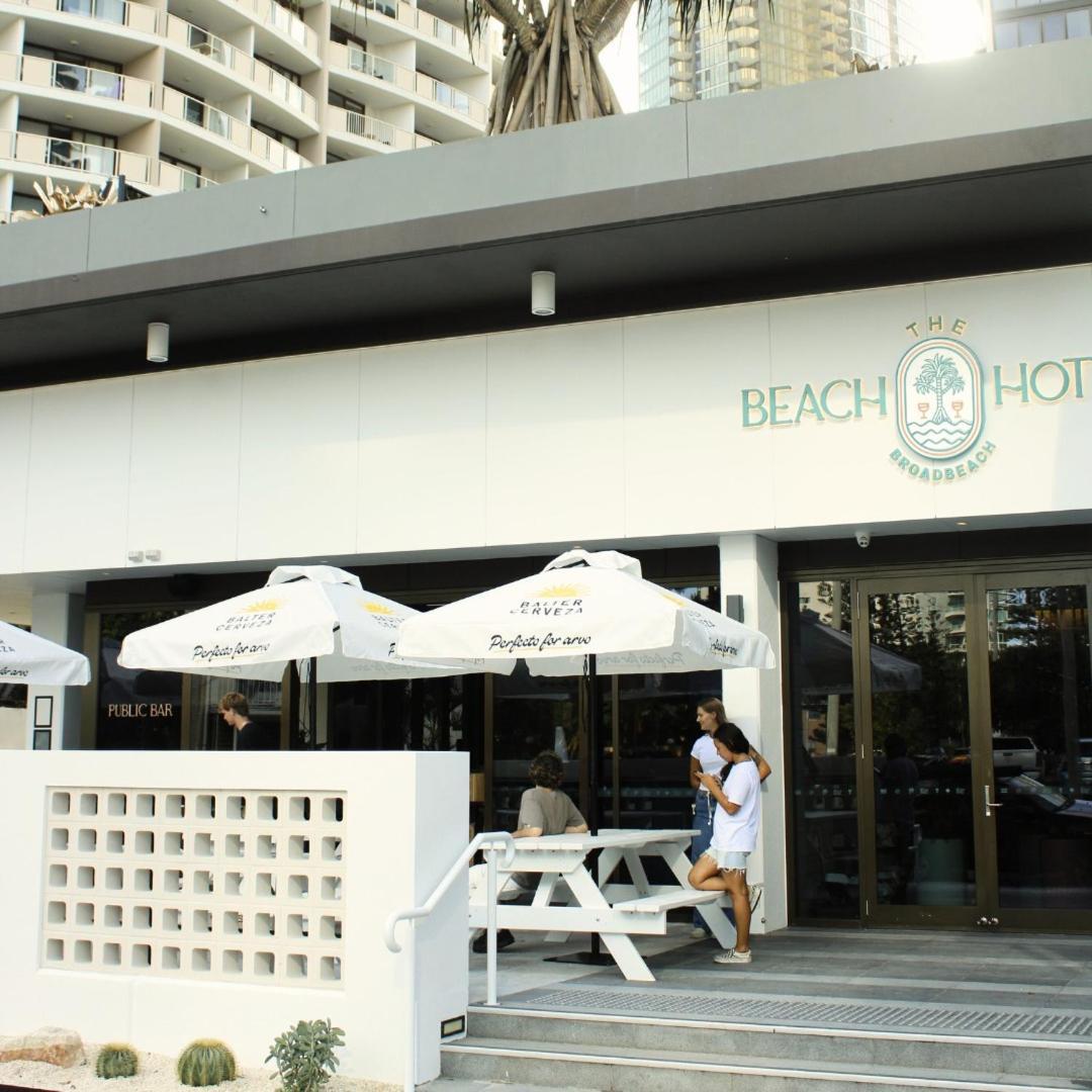 Broadbeach Stunner Modern And Central Gold Coast Bagian luar foto